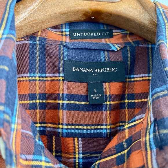 Banana Republic Untucked Fit Plaid Shirt Size Large - Picture 4 of 5